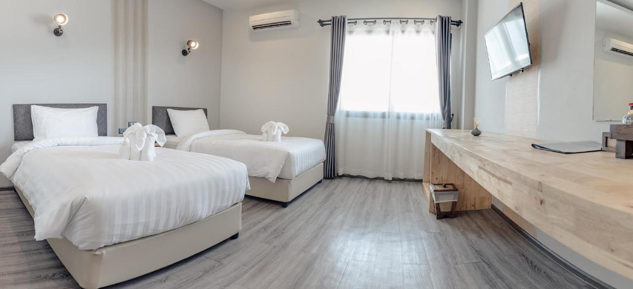 เพพเพอรี ฮิลล์ โฮเต็ล Hotel เชียงใหม่ ภายนอก รูปภาพ